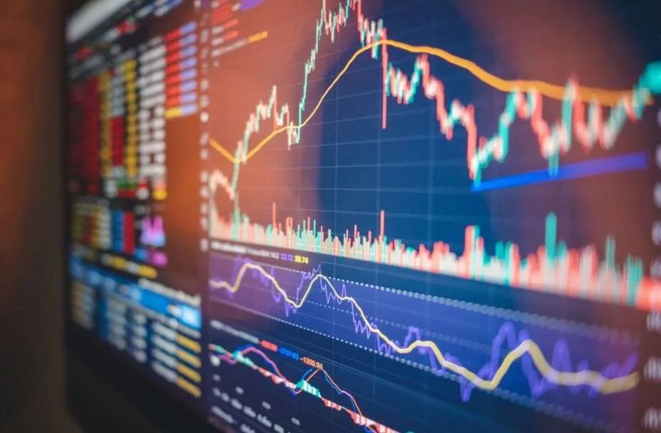 10 Prop Firm Trading Mistakes & AI Solutions Explained